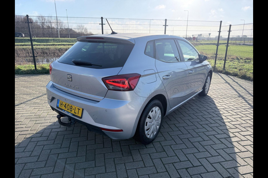 Seat Ibiza 1.0 TSI Style Business Intense | Carplay | Camera | PDC | Stoelverwarming