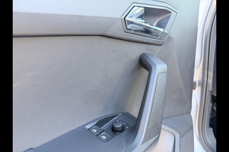 Seat Ibiza 1.0 TSI Style Business Intense | Carplay | Camera | PDC | Stoelverwarming