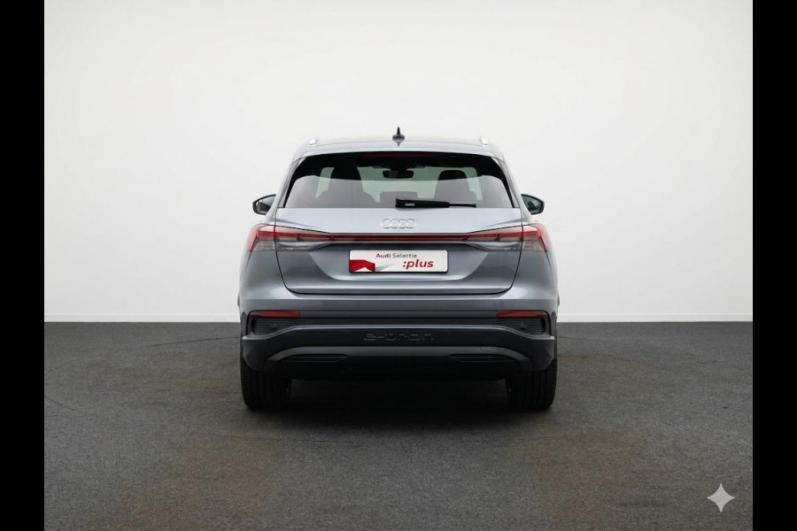 Audi Q4 e-tron 40 Launch edition Advanced Plus 77 kWh 204pk | Navigatie | Parkeercamera | Lederen bekleding | Adaptieve cruise controle
