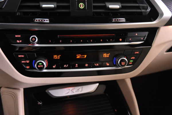 BMW X4 xDrive20i High Executive M-Sport Pakket *Virtual Cockpit*Leer*Keyless*Ambiente*