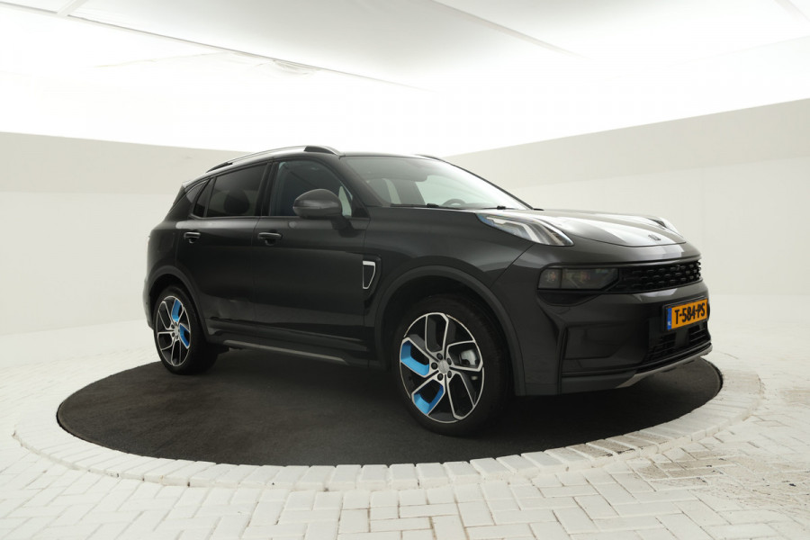Lynk & Co 01 1.5 Zwarte hemel, Panorama dak, black pakket!!