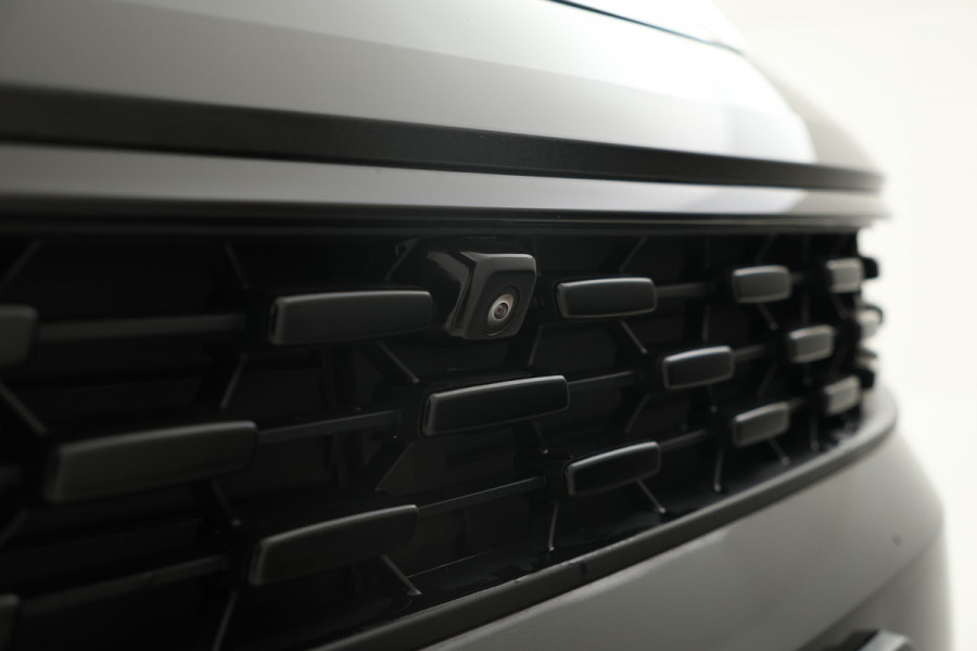 Lynk & Co 01 1.5 Zwarte hemel, Panorama dak, black pakket!!