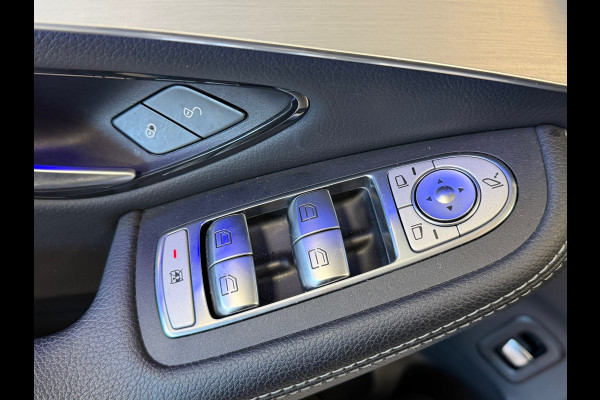 Mercedes-Benz GLC 200 4MATIC Premium Plus AUT PANORAMADAK TREKHAAK NAVIGATIE CAMERA SFEERVERLICHTING STOELVERWARMING CRUISE