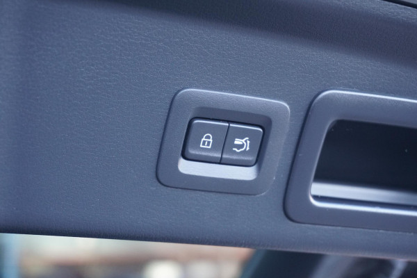 Mazda CX-30 2.0 e-SkyActiv-X M Hybrid AWD Luxury + 360 CAMERA / BOSE / TREKHAAK