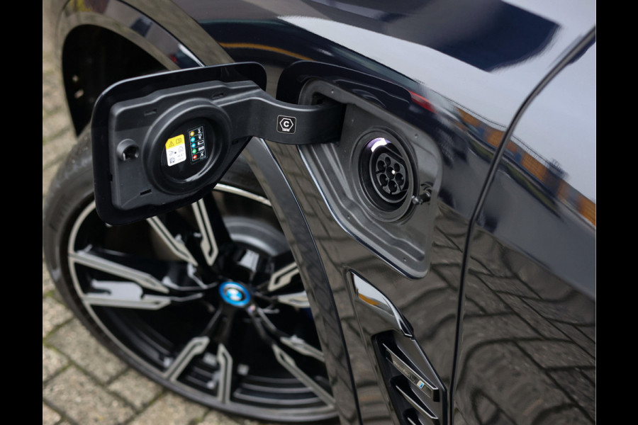 BMW X5 50e xDrive | Pano - Massage - Trekhaak