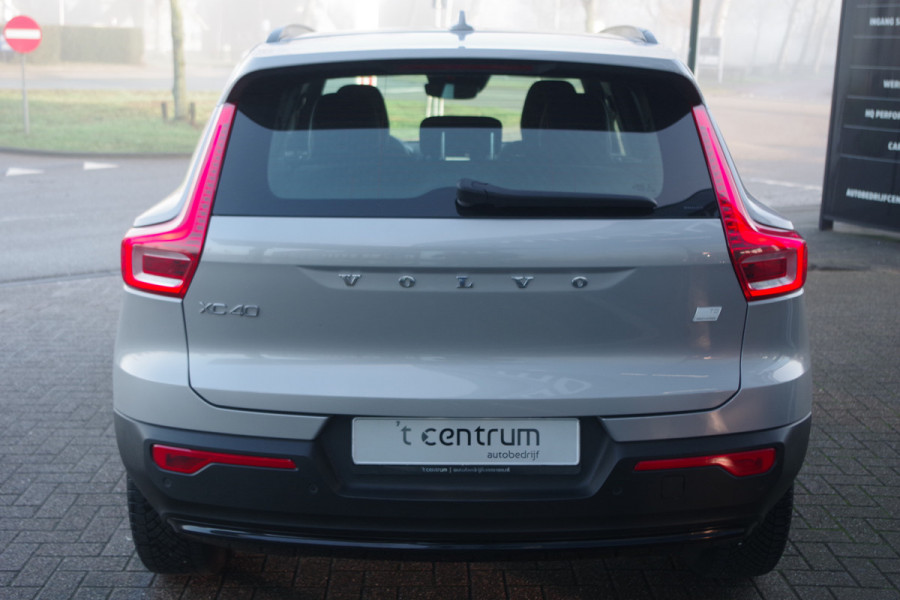 Volvo XC40 1.5 T5 262 PK Plug-In Hybrid Plus Dark, Leder-Alcantara, Harman/Kardon Sound, Winterpakket