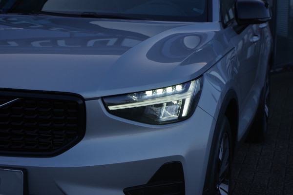 Volvo XC40 1.5 T5 262 PK Plug-In Hybrid Plus Dark, Leder-Alcantara, Harman/Kardon Sound, Winterpakket