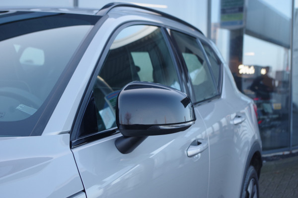 Volvo XC40 1.5 T5 262 PK Plug-In Hybrid Plus Dark, Leder-Alcantara, Harman/Kardon Sound, Winterpakket