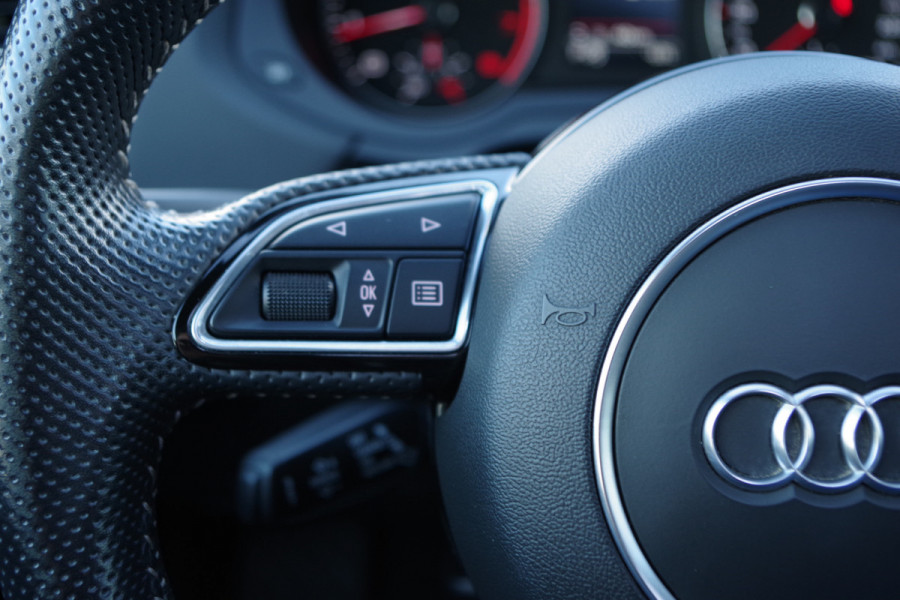 Audi Q3 2.0 TFSI 180 PK Automaat Quattro S-Line Sport Pro Line, Panoramadak, LED, Keyless