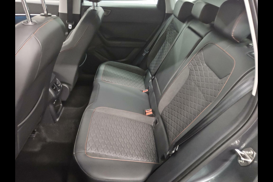 Seat Ateca 1.5 TSI DSG7 Aut. FR Business Intense Airco ECC Navi Carplay PDC VA + Camera Adaptive Cruise Control LED Matrix Stoel/Stuurverwarming Keyless Ambiente verlichting