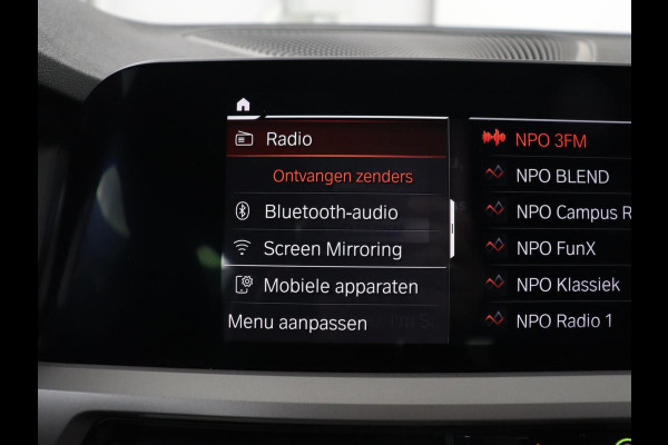 BMW 3 Serie 318i Executive Edition | Adaptive cruise | Leder | Stoel & stuurverwarming | Carplay | Harman/Kardon | Navigatie | Live Cockpit | Climate control | Parkeerhulp