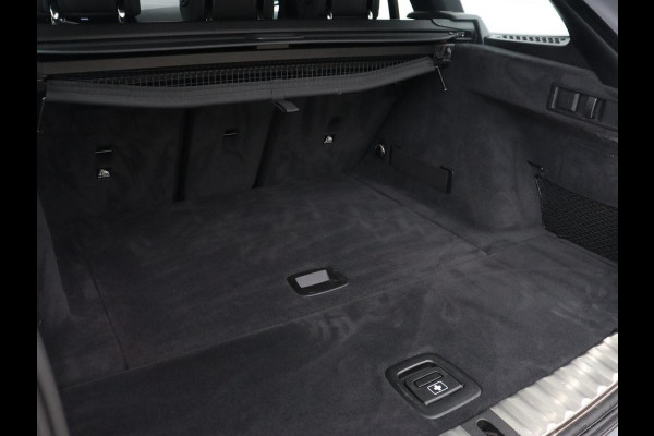 BMW 3 Serie 318i Executive Edition | Adaptive cruise | Leder | Stoel & stuurverwarming | Carplay | Harman/Kardon | Navigatie | Live Cockpit | Climate control | Parkeerhulp