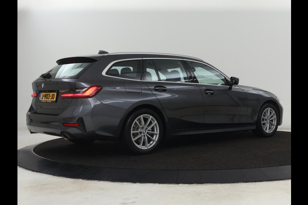 BMW 3 Serie 318i Executive Edition | Adaptive cruise | Leder | Stoel & stuurverwarming | Carplay | Harman/Kardon | Navigatie | Live Cockpit | Climate control | Parkeerhulp