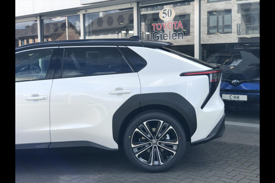 Toyota Bz4x 71,4 kWh 3-Fase Premium Bi-Tone + Panoramisch dak | JBL, Dodehoekherkenning, Leer, Parkeersensoren, Eerste eigenaar