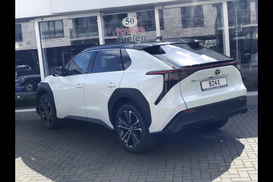 Toyota Bz4x 71,4 kWh 3-Fase Premium Bi-Tone + Panoramisch dak | JBL, Dodehoekherkenning, Leer, Parkeersensoren, Eerste eigenaar