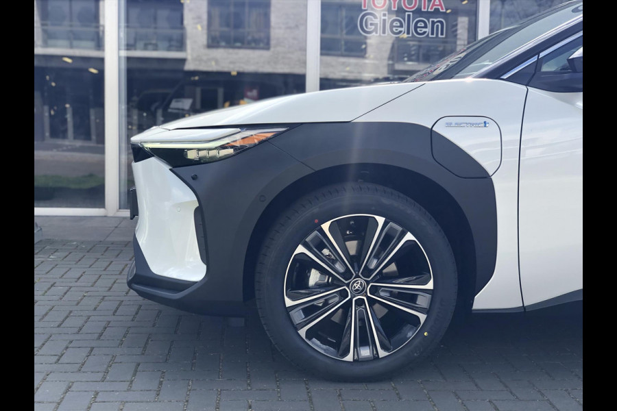 Toyota Bz4x 71,4 kWh 3-Fase Premium Bi-Tone + Panoramisch dak | JBL, Dodehoekherkenning, Leer, Parkeersensoren, Eerste eigenaar
