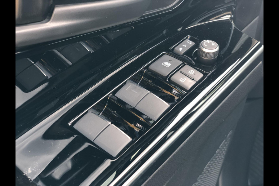 Toyota Bz4x 71,4 kWh 3-Fase Premium Bi-Tone + Panoramisch dak | JBL, Dodehoekherkenning, Leer, Parkeersensoren, Eerste eigenaar