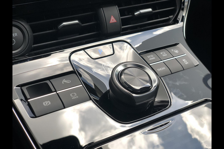 Toyota Bz4x 71,4 kWh 3-Fase Premium Bi-Tone + Panoramisch dak | JBL, Dodehoekherkenning, Leer, Parkeersensoren, Eerste eigenaar