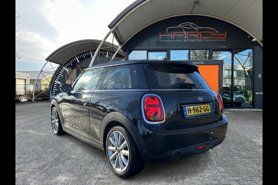 MINI Mini 1.5 Pepper Apple Carplay LED KeyLess NL-Auto Rijklaarprijs!
