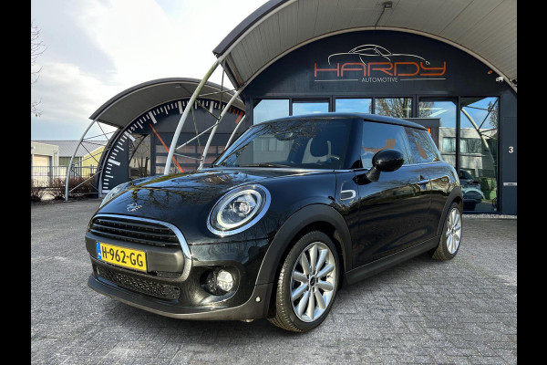 MINI Mini 1.5 Pepper Apple Carplay LED KeyLess NL-Auto Rijklaarprijs!