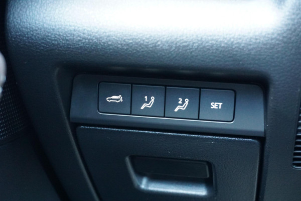 Mazda CX-30 2.0 e-SkyActiv-X M Hybrid AWD Luxury + 360 CAMERA / BOSE / TREKHAAK