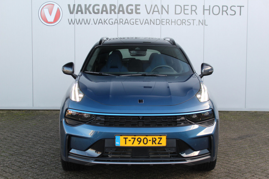 Lynk & Co 01 1.5-180pk. Luxe hybride rijden voor een reëel bedrag ! Trekgewicht 1.800kg ! Autm. airco, navigatie, telefoonvoorb., metallic lak, LM wielen, elektr. panodak, camera 360gr., adaptieve cruise cntrl., LED verlichting, Apple carplay/Android auto etc etc