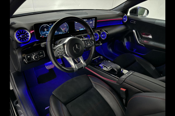 Mercedes-Benz A-Klasse 200 AMG Pano Sfeer Camera Cruise Widescreen