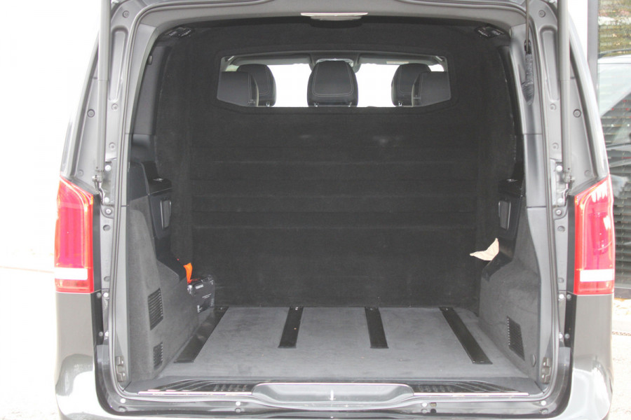 Mercedes-Benz V-Klasse 300d / Lang / DC / AMG / Burmester / Electr Stoelen / 360 Camera / Vol Opties / NIEUWSTAAT