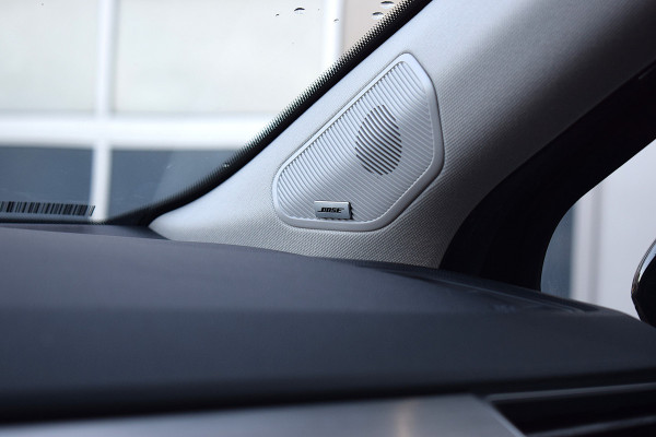 Renault Captur 1.6 E-Tech Plug-in Hybrid 160 Edition One | Trekhaak | Half Leer | Bose | 360 | Stuurverwarming