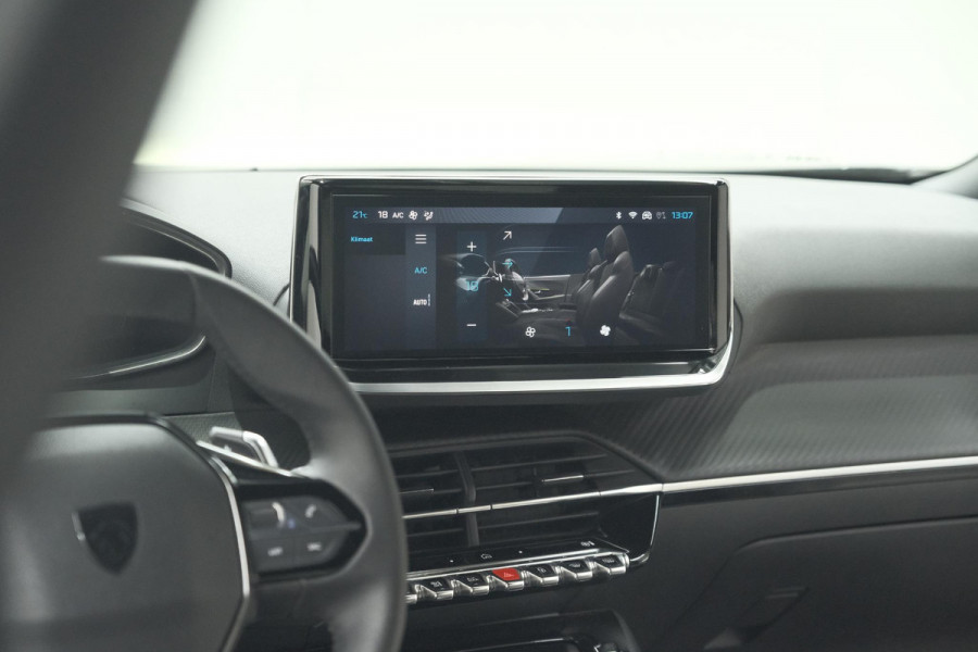 Peugeot 2008 Hybrid 136 e-DCS6 Allure | 360 Camera | Adaptieve Cruise Control | Dodehoekdetectie | Navigatie