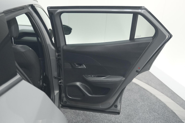 Peugeot 2008 Hybrid 136 e-DCS6 Allure | 360 Camera | Adaptieve Cruise Control | Dodehoekdetectie | Navigatie