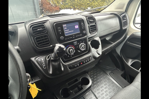 Fiat Ducato 3.5T 2.2 MJ MAXI 180 PK EAT8 AUTOMAAT / L4H2 / NIEUWSTAAT / 7.694 KM !! / CAMERA / AIRCO / CRUISE / 3.000 KG AHG