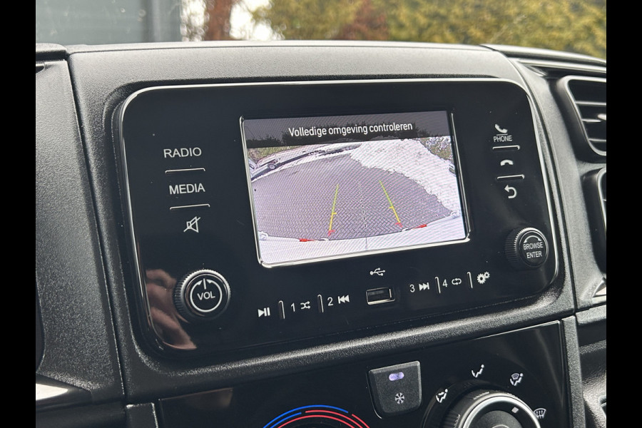 Fiat Ducato 3.5T 2.2 MJ MAXI 180 PK EAT8 AUTOMAAT / L4H2 / NIEUWSTAAT / 7.694 KM !! / CAMERA / AIRCO / CRUISE / 3.000 KG AHG