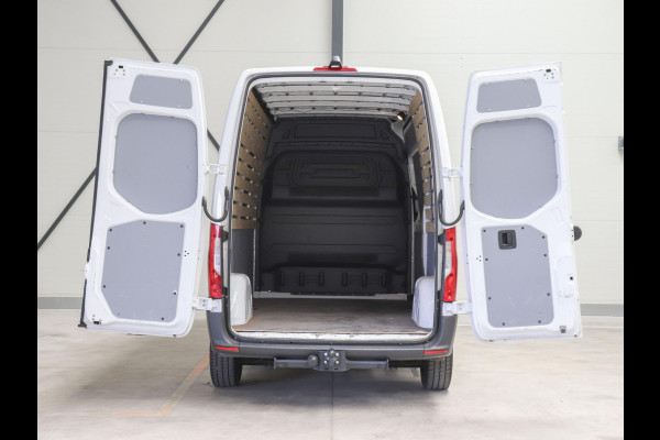 Mercedes-Benz Sprinter 315 1.9 CDI L2H2 RWD Automaat Cruise Navi Parkeersensoren