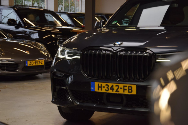 BMW X7 XDrive30d 6p. M-Pakket|1e Eig.|Org.NL|Panoramadak|Dealer Onderhouden