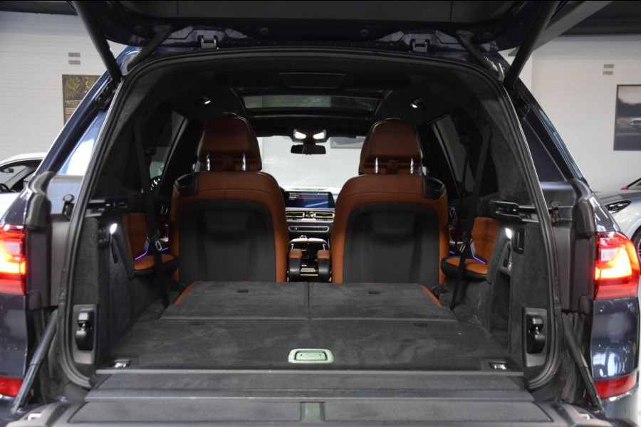 BMW X7 XDrive30d 6p. M-Pakket|1e Eig.|Org.NL|Panoramadak|Dealer Onderhouden