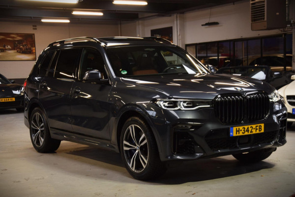 BMW X7 XDrive30d 6p. M-Pakket|1e Eig.|Org.NL|Panoramadak|Dealer Onderhouden