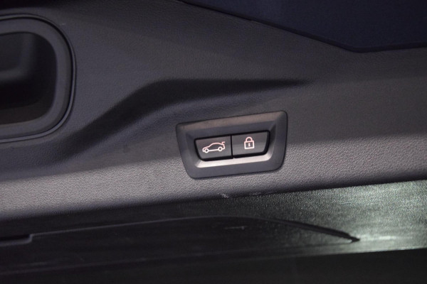 BMW X7 XDrive30d 6p. M-Pakket|1e Eig.|Org.NL|Panoramadak|Dealer Onderhouden