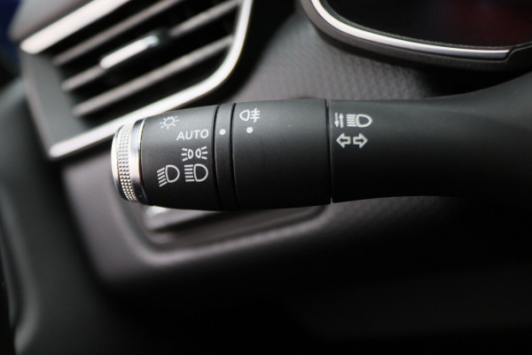 Renault Clio 1.0 TCe Zen Airco, Cruise, Apple Carplay, LED, Rijstrooksensor, PDC