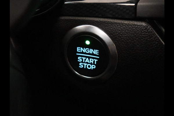 Ford Focus 1.5 EcoBoost ST Line X | Trekhaak | Adaptive cruise | Camera | Carplay | Digital Cockpit | Keyless | Full LED | Navigatie | Climate control