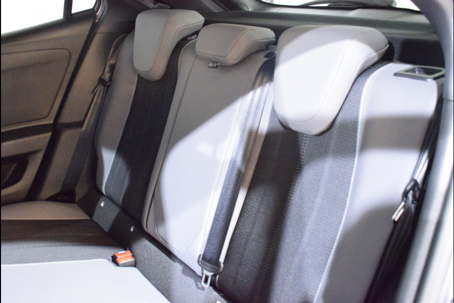 Opel Mokka-e Elegance 50-kWh | SOH 99,8% | NAVIGATIE 10" SCHERM | WINTER PAKKET |