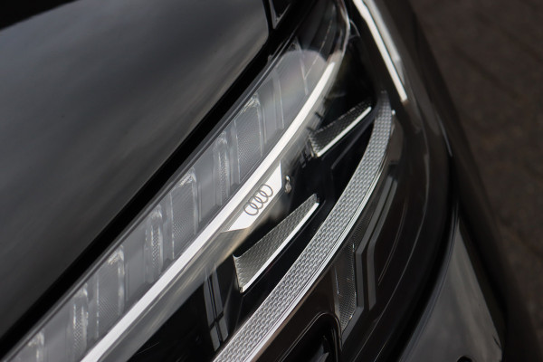 Audi A8 60 TFSI e Quattro S-Line | Luchtvering | ACC | Bang&Olufsen | Massage | Stoelventilatie | HUD | Zonnerollo's | Soft-Close | Hulppakket Tour + Plus | Voorklimatisering | Matrix-LED | Contourstoelen voor |