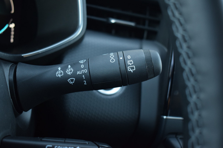 Mitsubishi Colt 1.6 HEV First Edition | Stuur- en Stoelverw. | Bose | Half Leer | 360 Cam