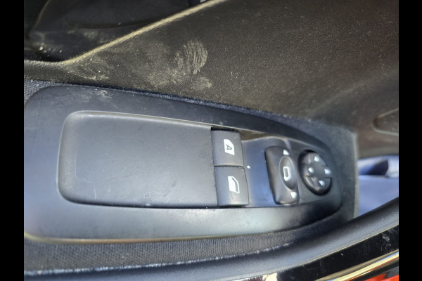 Peugeot 208 1.2 82PK Active | 1E EIGENAAR | AUTOMAAT | 12MND GARANTIE | NAVI | CRUISE | AIRCO |