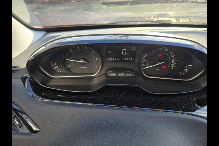 Peugeot 208 1.2 82PK Active | 1E EIGENAAR | AUTOMAAT | 12MND GARANTIE | NAVI | CRUISE | AIRCO |