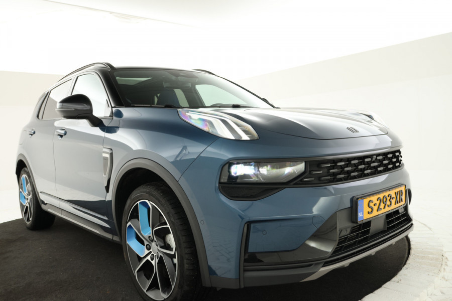 Lynk & Co 01 1.5 Zwarte Hemel, Panorama Dak, Black Pakket