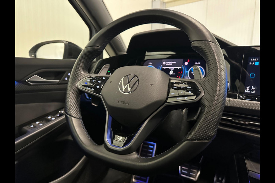 Volkswagen Golf 2.0 TSI R 4Motion | PANO | IQ LIGHTS | CAMERA | NIEUWSTAAT