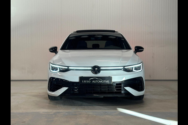 Volkswagen Golf 2.0 TSI R 4Motion | PANO | IQ LIGHTS | CAMERA | NIEUWSTAAT