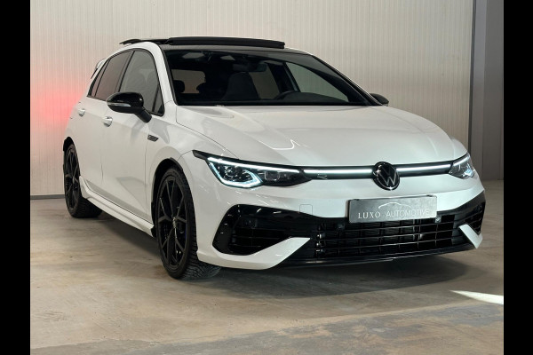 Volkswagen Golf 2.0 TSI R 4Motion | PANO | IQ LIGHTS | CAMERA | NIEUWSTAAT