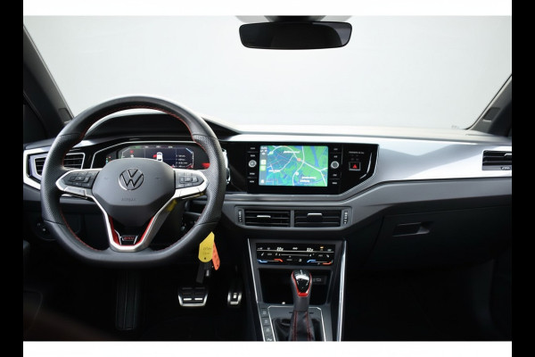 Volkswagen Polo 2.0 TSI GTI TSI 210PK DSG GTI-SPORT IQ-LIGHT/PDC/CARPLAY